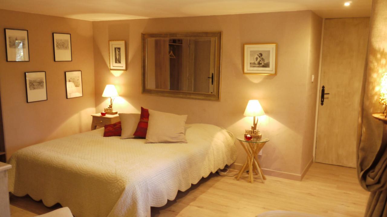 Bed and Breakfast Longo Mai Sillans-la-Cascade Exterior foto