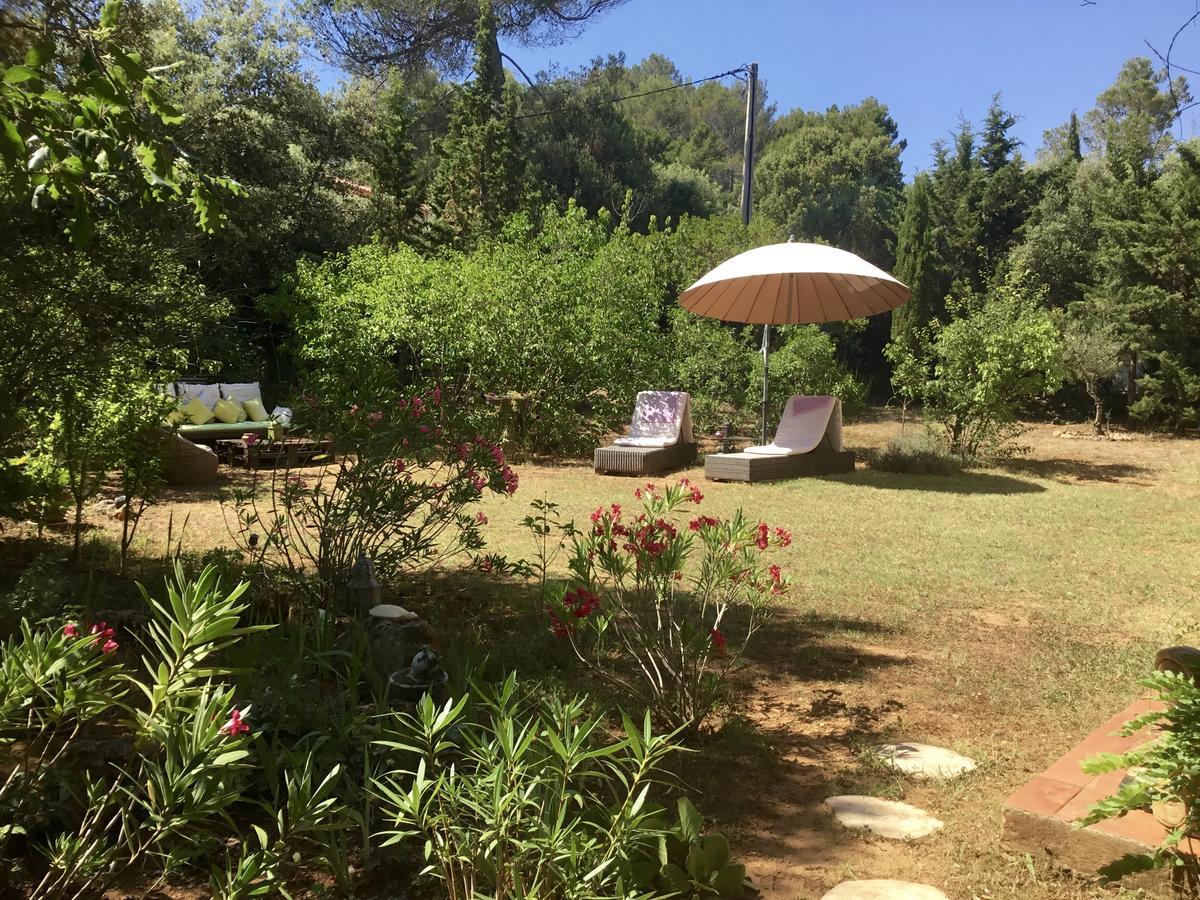 Bed and Breakfast Longo Mai Sillans-la-Cascade Exterior foto