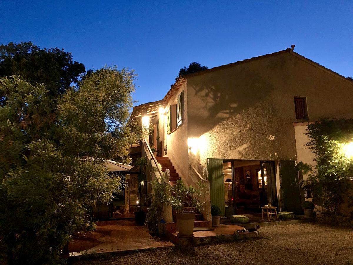 Bed and Breakfast Longo Mai Sillans-la-Cascade Exterior foto